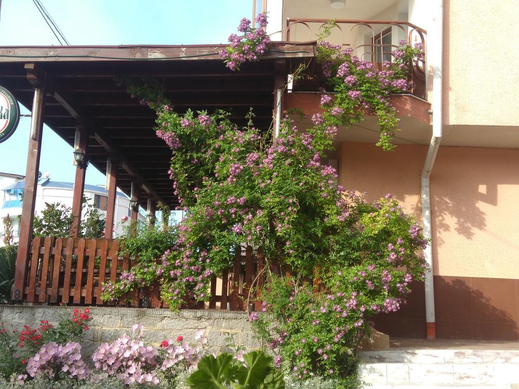 Lazur Hotel Ravda Exterior foto